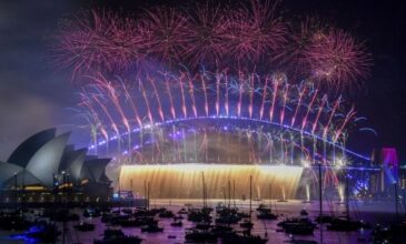 Αυστραλία: Η υποδοχή του νέου έτους με εντυπωσιακά πυροτεχνήματα – Δείτε βίντεο