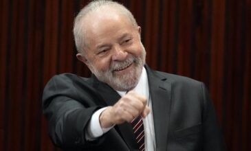 Αλλαγή «σελίδας» στη Βραζιλία – Ορκίζεται νέος πρόεδρος ο Λούλα ντα Σίλβα