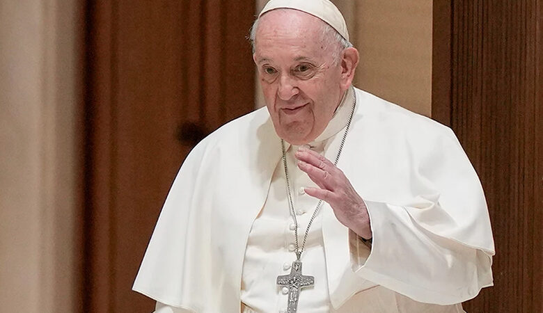 Βατικανό: Ο πάπας Φραγκίσκος σκοπεύει να στείλει αντιπροσωπείες σε Κίεβο και Μόσχα για να επιτύχει τον τερματισμό του πολέμου