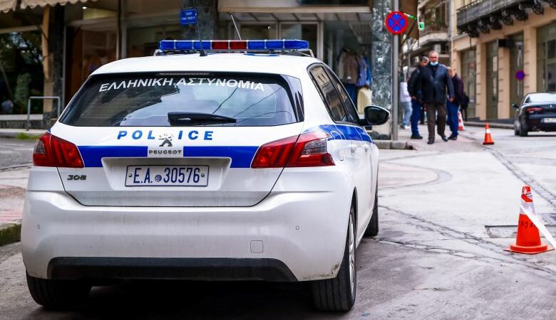 Συνελήφθησαν τρία άτομα για διακίνηση ναρκωτικών στο κέντρο της Αθήνας