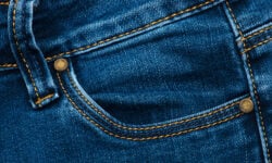 Γιατί υπάρχουν τα μεταλλικά «καρφιά» στα τζιν παντελόνια