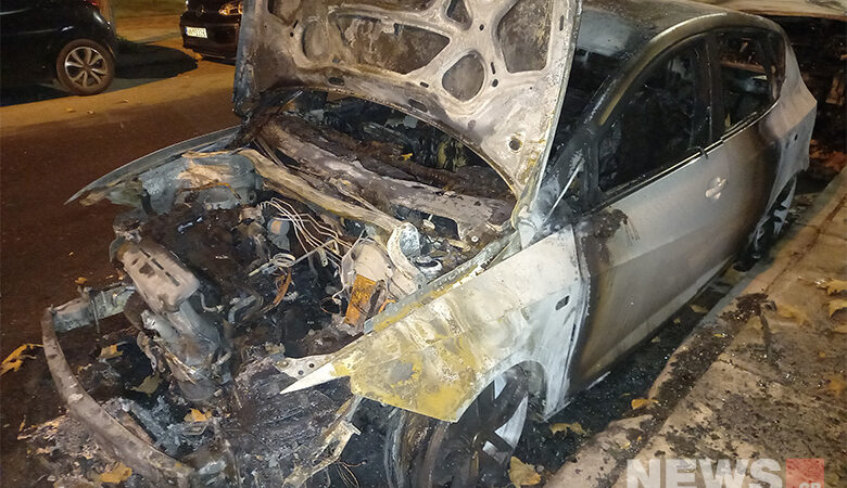 Έκαψαν αυτοκίνητο στο Κουκάκι – Δείτε τις φωτογραφίες του news