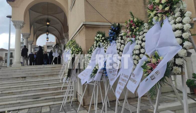 Παναγιώτης Τζένος: Συγκίνηση στην κηδεία του στην Πάτρα – Δείτε εικόνες