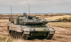 Η Τσεχία σκοπεύει να αποκτήσει έως και 77 άρματα μάχης Leopard 2A8 τα επόμενα χρόνια