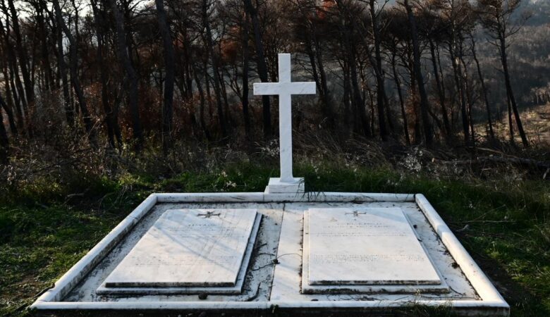 Τέως βασιλιάς Κωνσταντίνος: Πυρετώδεις προετοιμασίες στο Τατόι – Ποιοι αναμένονται στην κηδεία