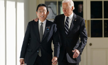 Μπάιντεν και Κισίντα χαιρετίζουν μια ισχυρότερη συμμαχία ΗΠΑ με Ιαπωνία