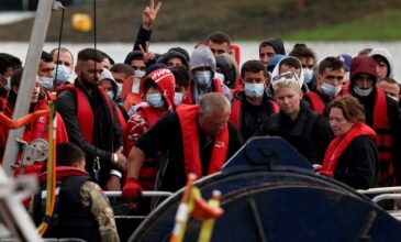Αλβανία: Νέα ένταση ανάμεσα σε Τίρανα και Λονδίνο για δηλώσεις για τους Αλβανούς μετανάστες