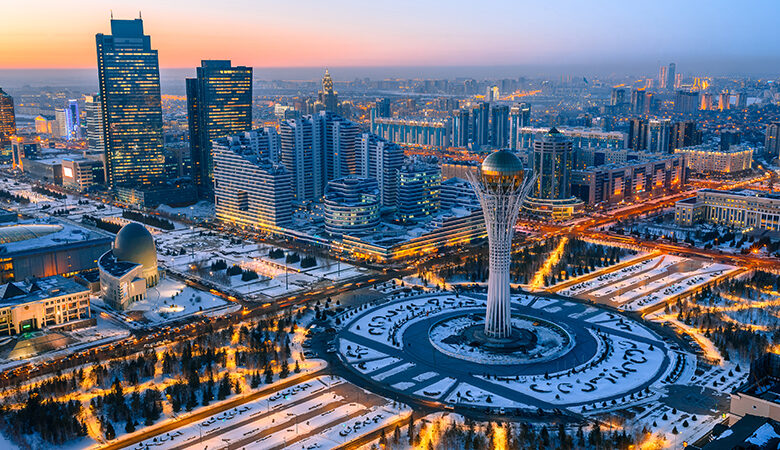 Το Καζακστάν θέτει τέλος στην επ΄αόριστον διαμονή των Ρώσων στη χώρα