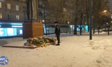 Ρωσία: Συλλήψεις στη Μόσχα για τα λουλούδια στη μνήμη των θυμάτων της επίθεσης στην Ντνίπρο