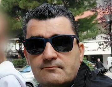 Μοσχάτο: Έτρωγε ξύλο τρεις μέρες ο 50χρονος – Βίντεο ντοκουμέντο με άτομα που εξαπάτησε στο γραφείο του