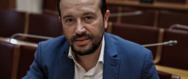 Παππάς: «Η θέση Ανδρουλάκη για τα “αθροίσματα” μπορεί να εξηγηθεί μόνο αν του έβαλε κάποιος βέτο»