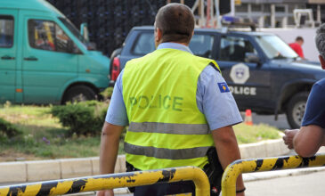Κοσοβάροι αστυνομικοί πυροβόλησαν αυτοκίνητο που κατευθυνόταν στα σύνορα – Τραυματίστηκε ένα άτομο, σύμφωνα με την Σερβία