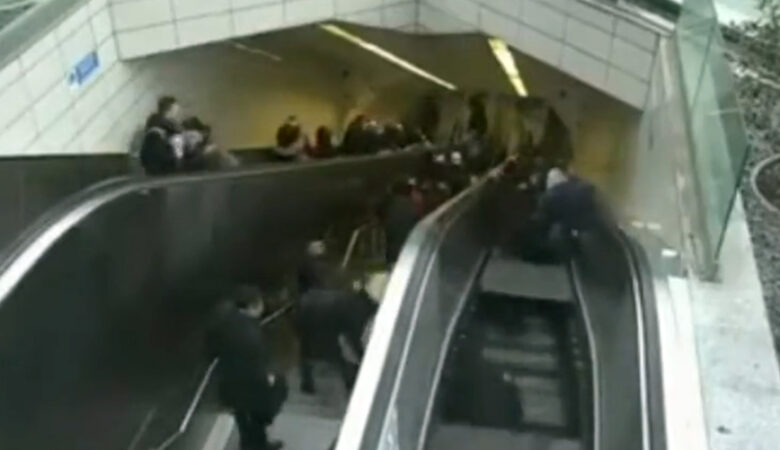 Τουρκία: Τρομακτικό βίντεο με κυλιόμενη σκάλα να «ρουφάει» άνδρα – Η στιγμή που «πάγωσαν» όλοι