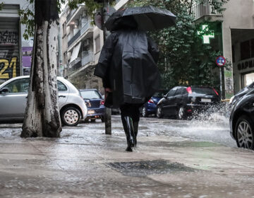 Αλλάζει το σκηνικό του καιρού από σήμερα Κυριακή – Πού θα βρέξει