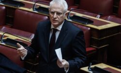 Ραγκούσης κατά Κασσελάκη: «Επωφελής η συμφωνία ανάμεσα σε Attica Bank και Παγκρήτια, δεν μπορούμε να την καταψηφίζουμε»
