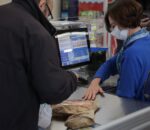 Market Pass: Ξεκίνησε η πληρωμή της δόσης του Ιουνίου – Οι δικαιούχοι που θα δουν χρήματα στους λογαριασμούς τους