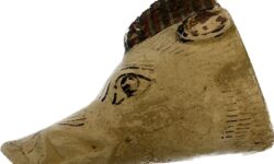Επαναπατρίζονται από την Ελβετία 15 αρχαία αντικείμενα που κατείχε έμπορος αρχαιοτήτων