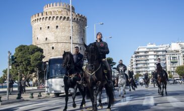 Θεσσαλονίκη: Αέρα υπαίθρου έφεραν στο κέντρο της πόλης 30 άλογα διαφόρων φυλών