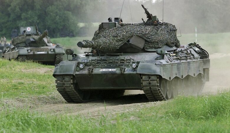 Δανία: Τα πρώτα άρματα μάχης Leopard 1 έφθασαν στην Ουκρανία