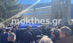 Πτώση F-4 στην Ανδραβίδα: Σπαραγμός στο τελευταίο «αντίο» στον Στάθη Τσιτλακίδη – Στο ναό η σορός του