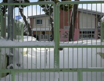 Κακοκαιρία «Barbara»: Σε ποιες περιοχές θα παραμείνουν κλειστά τα σχολεία αύριο Δευτέρα