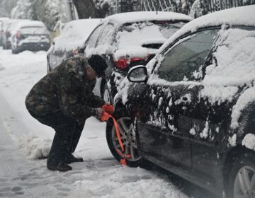 Απαγόρευση κυκλοφορίας, αντιολισθητικές αλυσίδες και κλείσιμο σχολείων ενόψει της επιδείνωσης του καιρού