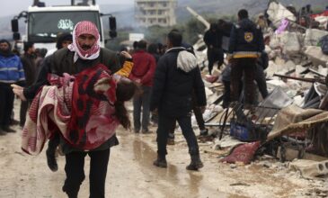 Καταστροφικός σεισμός σε Τουρκία-Συρία: Φόβοι για δεκάδες χιλιάδες νεκρούς – «Μάχη» με το χρόνο στα ερείπια για τους επιζώντες