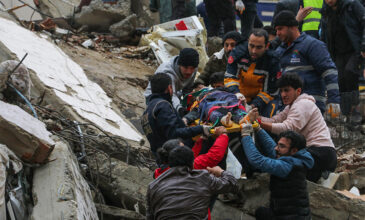 Βιβλική καταστροφή από τον σεισμό στην Τουρκία: Αυξάνεται δραματικά ο αριθμός των νεκρών – Χιλιάδες εγκλωβισμένοι – Δείτε βίντεο