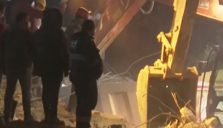 Φονικός σεισμός στην Τουρκία: Εγκλωβισμένος Έλληνας κάτω από τα χαλάσματα στην Αντιόχεια – Δείτε βίντεο