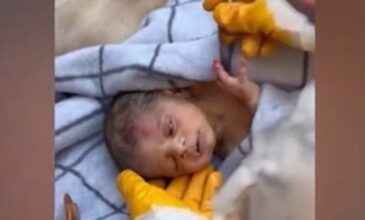 Βιβλική καταστροφή σε Τουρκία και Συρία: Νεογέννητο ανασύρθηκε ζωντανό κρατώντας τούφα από τα μαλλιά της μαμάς του