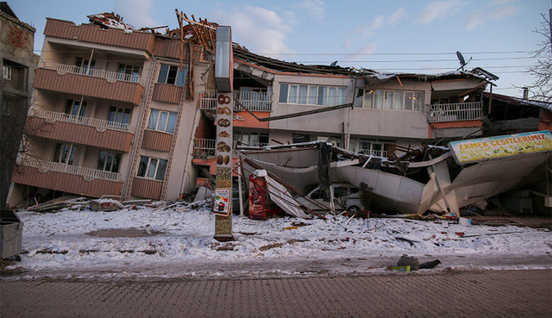 Δυσοίωνη πρόβλεψη από Λέκκα: «Οι νεκροί από τον σεισμό στην Τουρκία θα ξεπεράσουν τους 50.000»
