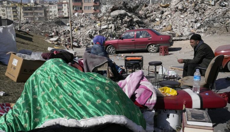 Τουρκία: Νέα απειλή οι ασθένειες – Οι κάτοικοι αντιμετωπίζουν έλλειψη νερού μετά τον φονικό σεισμό