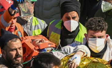 Τουρκία: «Αυτή που δεν πεθαίνει» – Αυτό σημαίνει το επίθετο της 17χρονης που διασώθηκε 248 ώρες μετά τον σεισμό