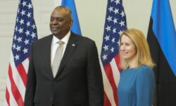 Λόιντ Όστιν: Οι ΗΠΑ είναι έτοιμες να υπερασπιστούν τους συμμάχους τους στη Βαλτική