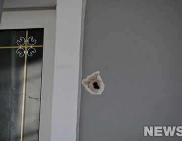Πυροβολισμοί από καλάσνικοφ στην Αγία Βαρβάρα: Δείτε εικόνες του news από το σημείο – Εντοπίστηκαν περισσότεροι από 20 κάλυκες