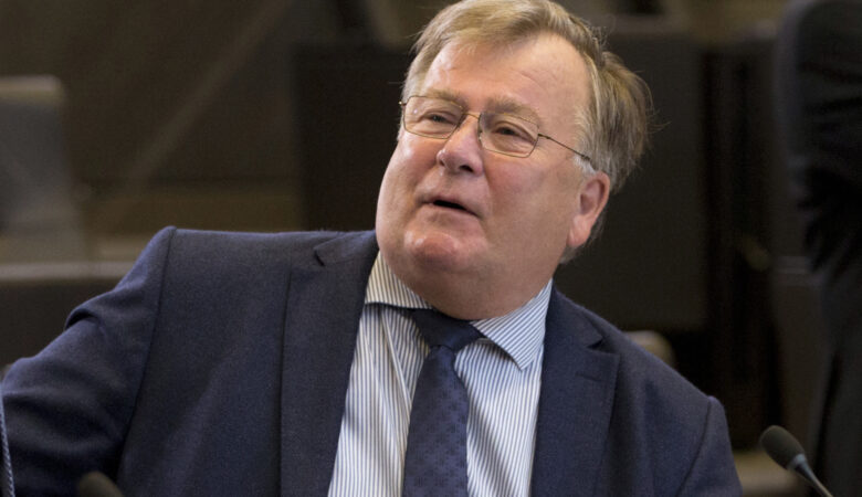 Δανία: Δίωξη στον πρώην υπουργό Άμυνας για διαρροή «κρατικών μυστικών»