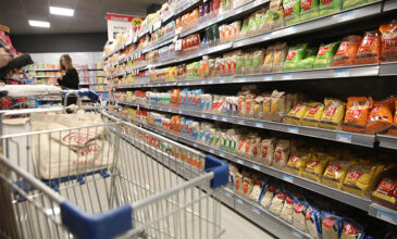 Ανατιμήσεις κατά 19,9% σε εισαγόμενα τρόφιμα και 5,5% στα εγχώρια τον Σεπτέμβριο