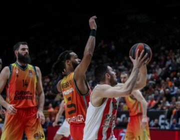 Euroleague: Τρομερός ο Ολυμπιακός ήπιε το… αίμα των «νυχτερίδων» της Βαλένθια