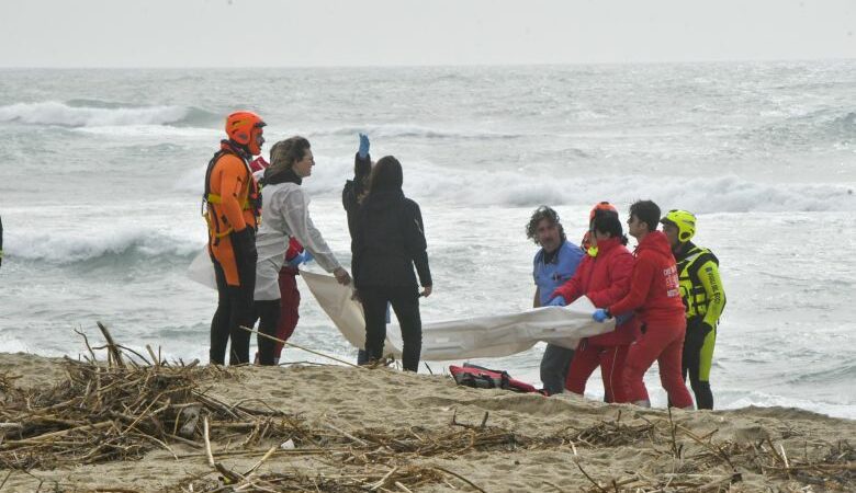 Ιταλία: Στους 61 οι νεκροί από το ναυάγιο με μετανάστες στις ακτές της Καλαβρίας