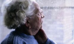 Αλτσχάιμερ: Σπάνια γενετική μετάλλαξη ίσως είναι το «κλειδί» για την πρόληψη της νόσου