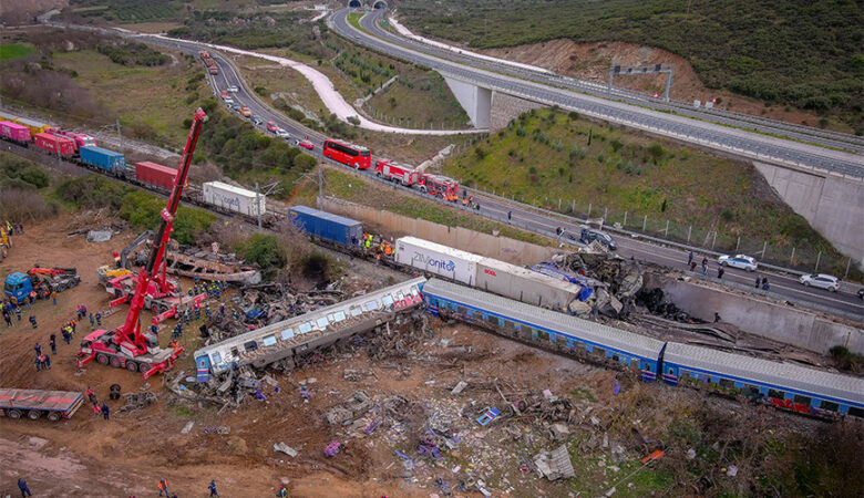 Σιδηροδρομική τραγωδία στα Τέμπη: Παράσταση προς στήριξη της κατηγορίας κατέθεσε πολυτραυματίας