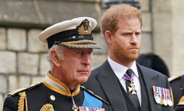 Ο πρίγκιπας Χάρι επικοινώνησε με τον βασιλιά Κάρολο και σπεύδει στη Βρετανία