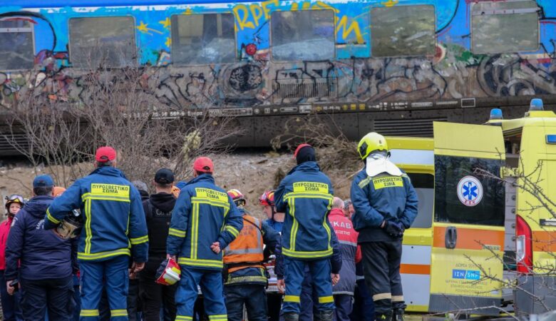 Τραγωδία στα Τέμπη: Στους 43 ανέβηκε ο αριθμός των νεκρών – Έξι άτομα είναι στην εντατική