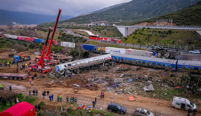 Τραγωδία στα Τέμπη: Σε αργία ο σταθμάρχης Λάρισας, ο προϊστάμενός του και ο επιθεωρητής του ΟΣΕ