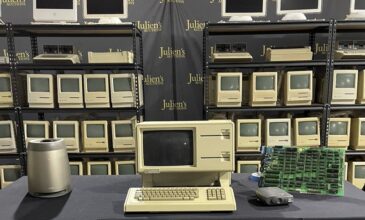 Η μεγαλύτερη συλλογή παλαιών υπολογιστών της Apple πωλείται σε δημοπρασία
