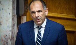 Γεραπετρίτης: Η Ελλάδα μπορεί να γίνει η πύλη της Ινδίας προς την Ευρώπη