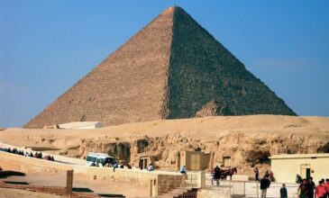 Αίγυπτος: Μυστικός διάδρομος ανακαλύφθηκε πίσω από την κύρια είσοδο της Μεγάλης Πυραμίδας της Γκίζας