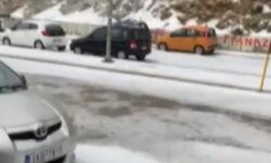 Ικαρία: Χαλαζόπτωση προκάλεσε ακυρώσεις πτήσεων και ζημιές στην περιοχή του αεροδρομίου