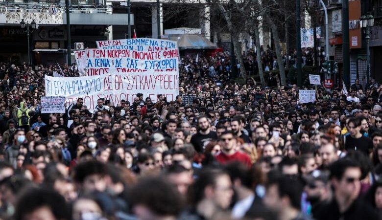 Ημέρα γενικής απεργίας για την τραγωδία των Τεμπών: Ποιοι συμμετέχουν – Οι συγκεντρώσεις στην Αθήνα
