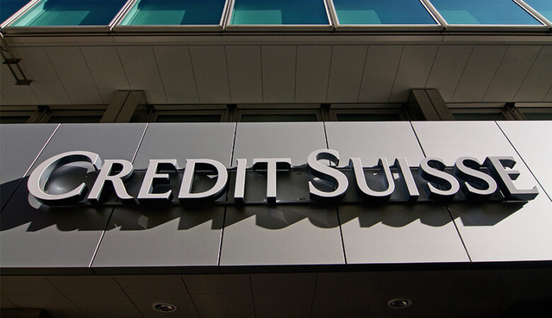 Credit Suisse: Κατακρημνίζεται η μετοχή της μετά την ανακοίνωση της εξαγοράς από την UBS